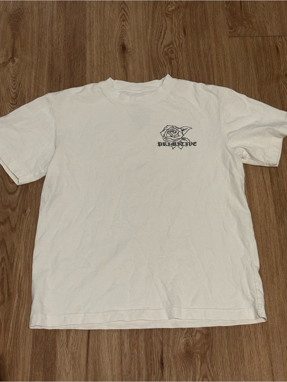 Primitive White Short Sleeve Crewneck Tee with Small Chest Rose Graphic Mens S